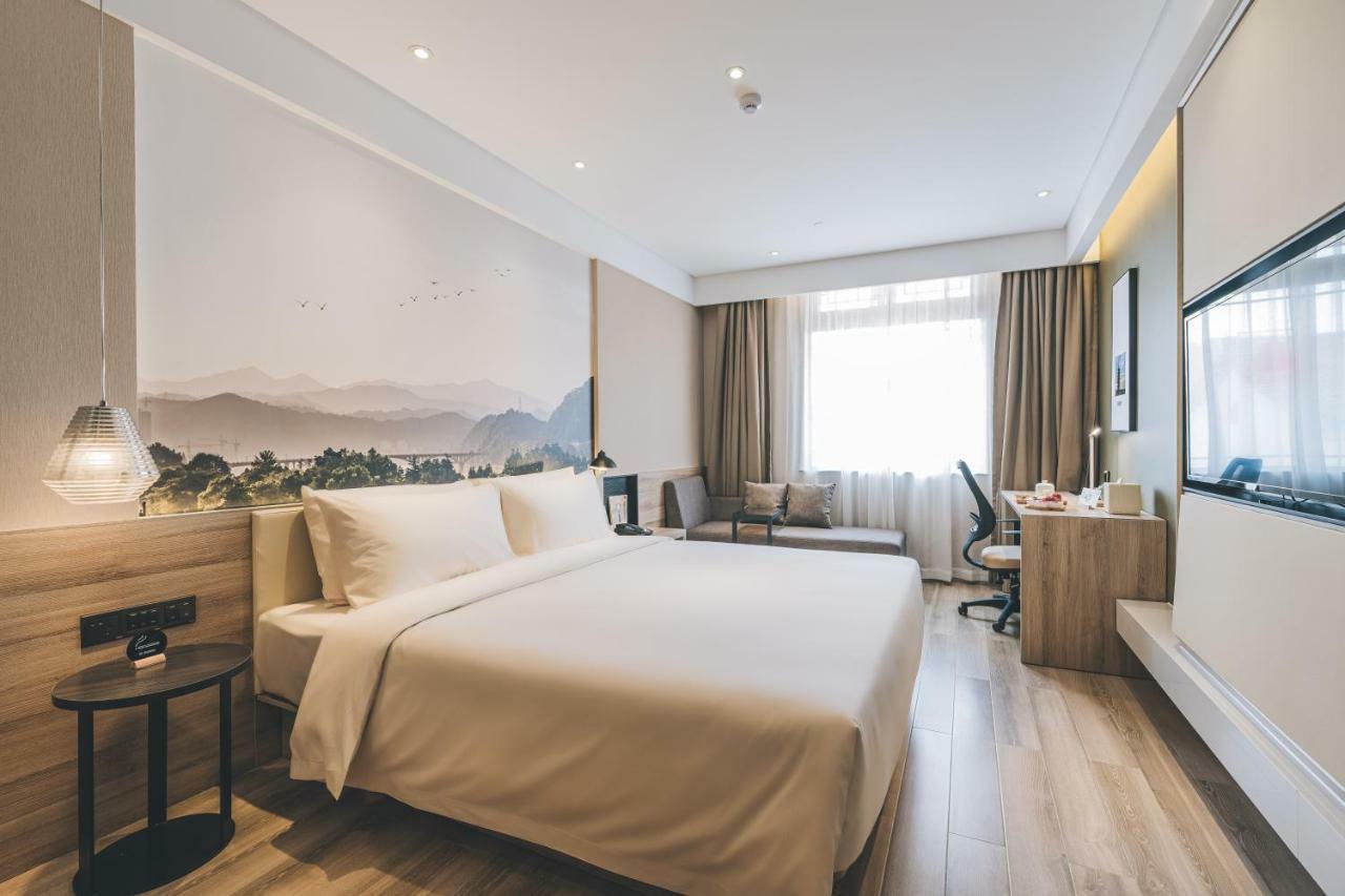 Atour Hotel Haining Leather City South Gate Kültér fotó